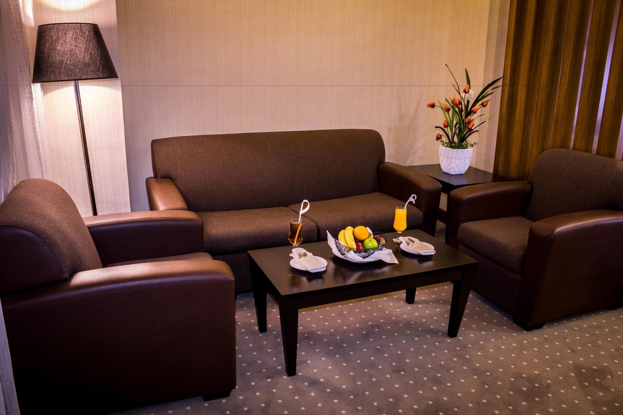 Olive Tree Amman Hotel Екстериор снимка