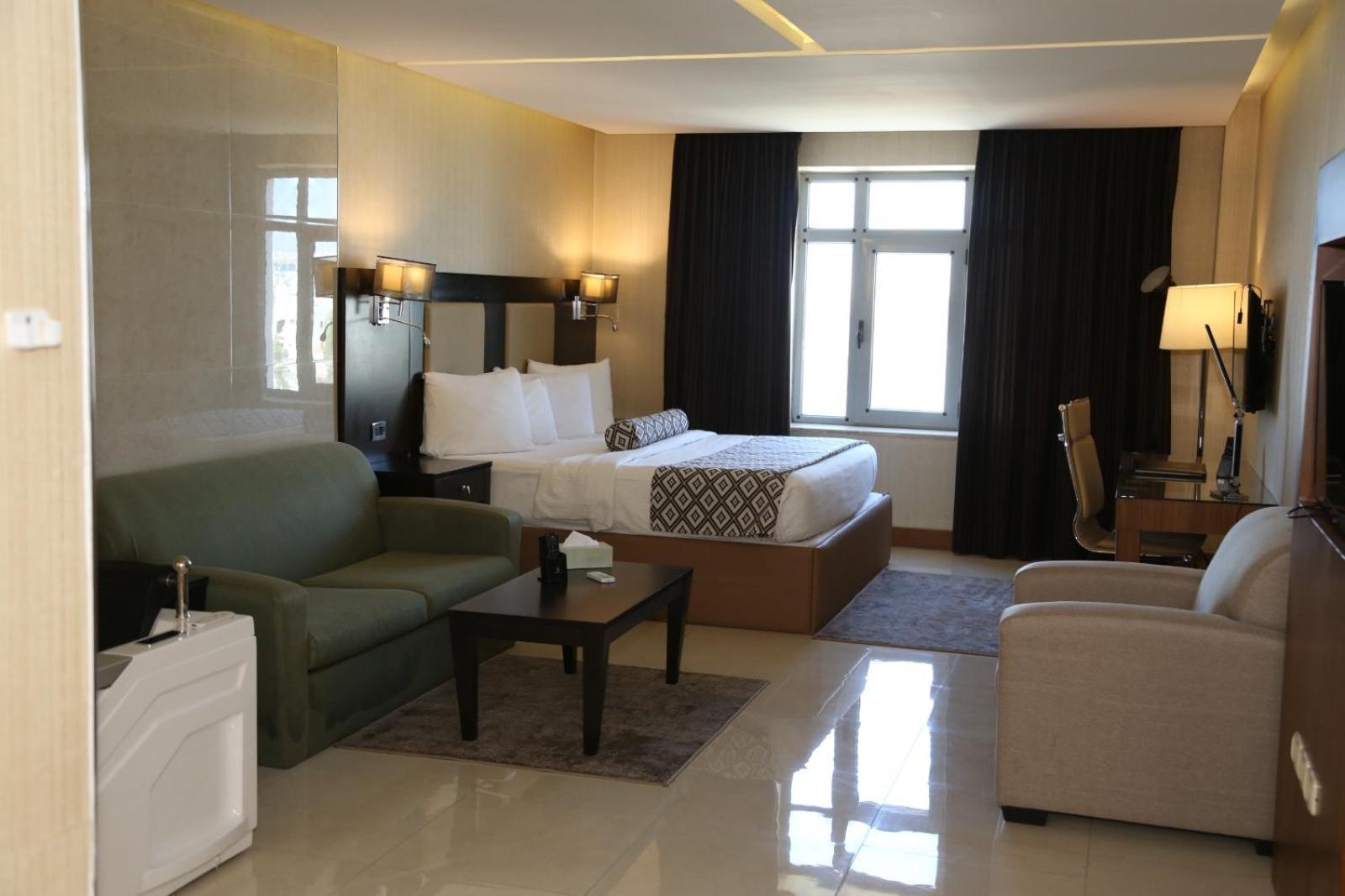 Olive Tree Amman Hotel Екстериор снимка